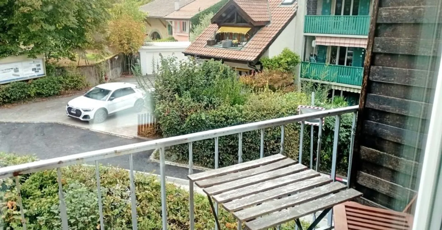 Bernex - Genf – Möblierte 3-Zimmer-Wohnung von +-- 50 m² + Balkon - Foto 5 von 9