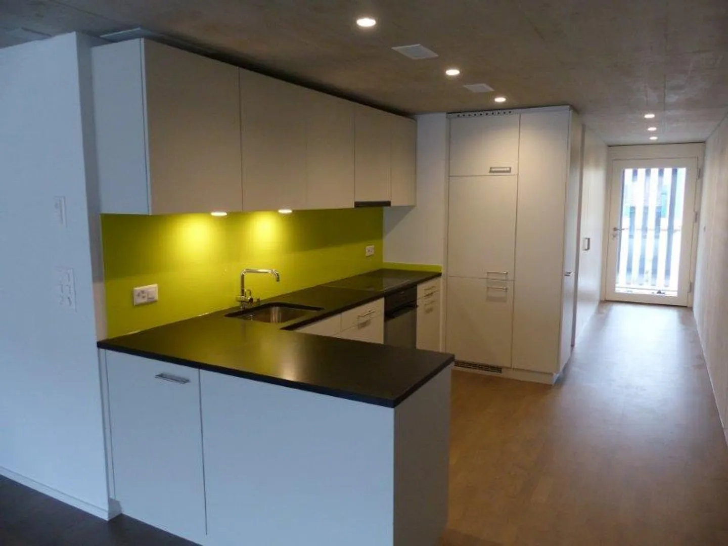 Eine helle 2.5 Zimmer Wohnung erwartet Sie! ab 01.02.2026 - Foto 3 von 10