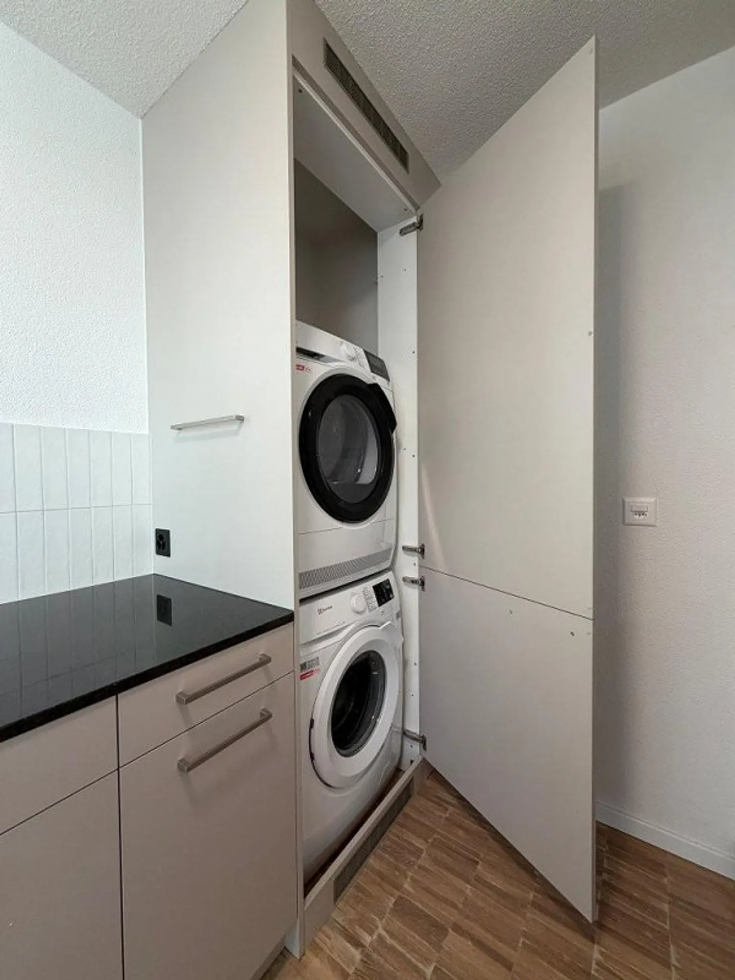 Appartamento da sogno nella zona ricreativa di Ostermundigen - Foto 10 di 11