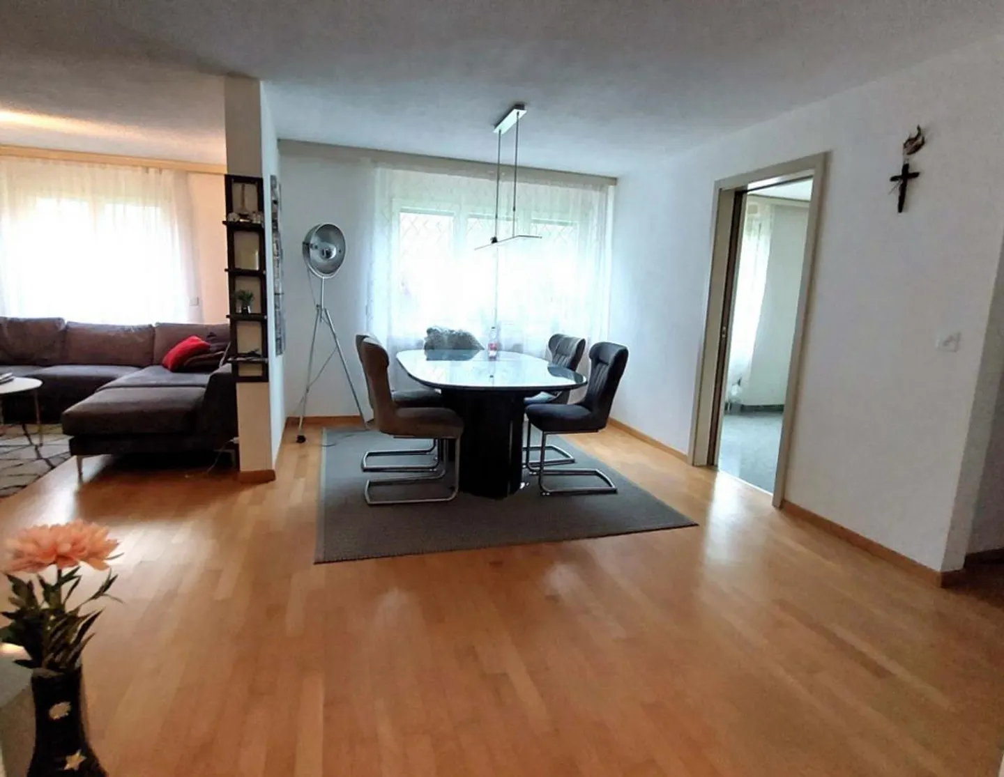 ruhig wohnen, mitten in Schötz - Foto 6 von 7