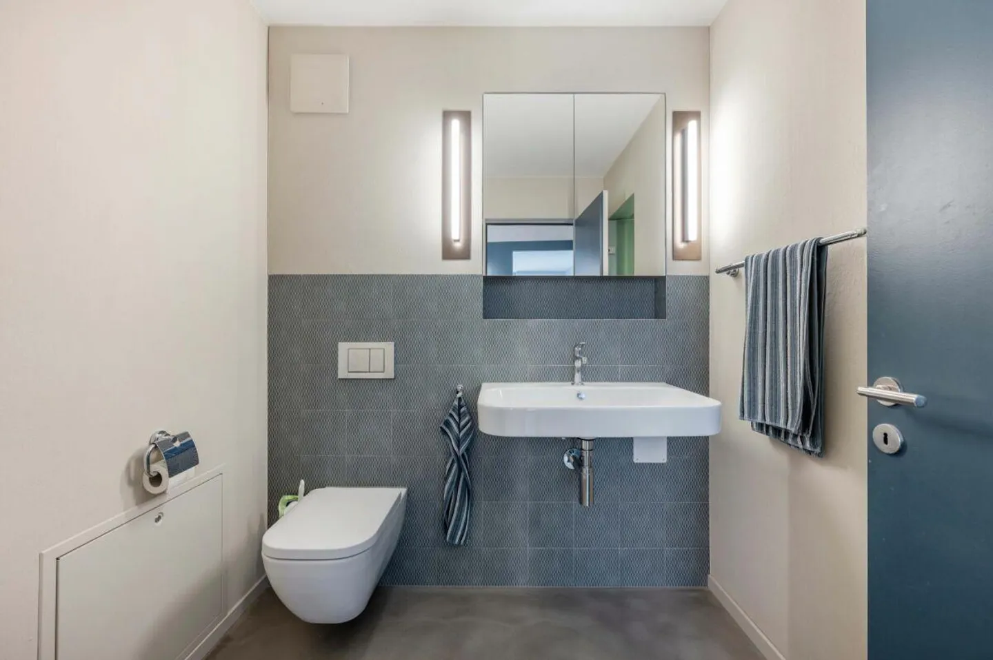 Sentiment de loft urbain dans le quartier de la Spinnerei avec vue sur la Reuss - Photo 11 sur 19