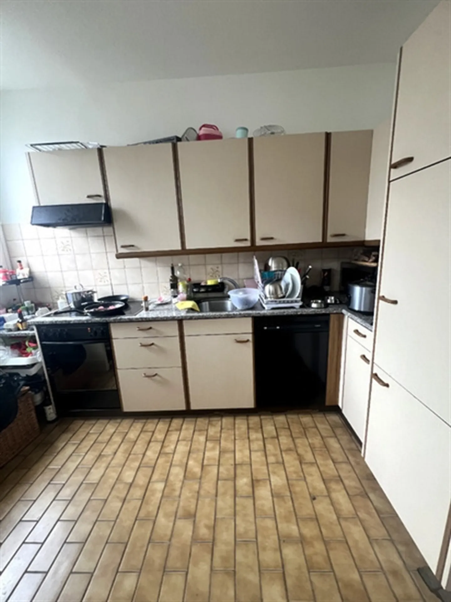 3½ ROOM APARTMENT IN ZURICH - DISTRICT 4 AUSSERSIHL, FURNISHED, TEMPORARY - Photo 3 of 8