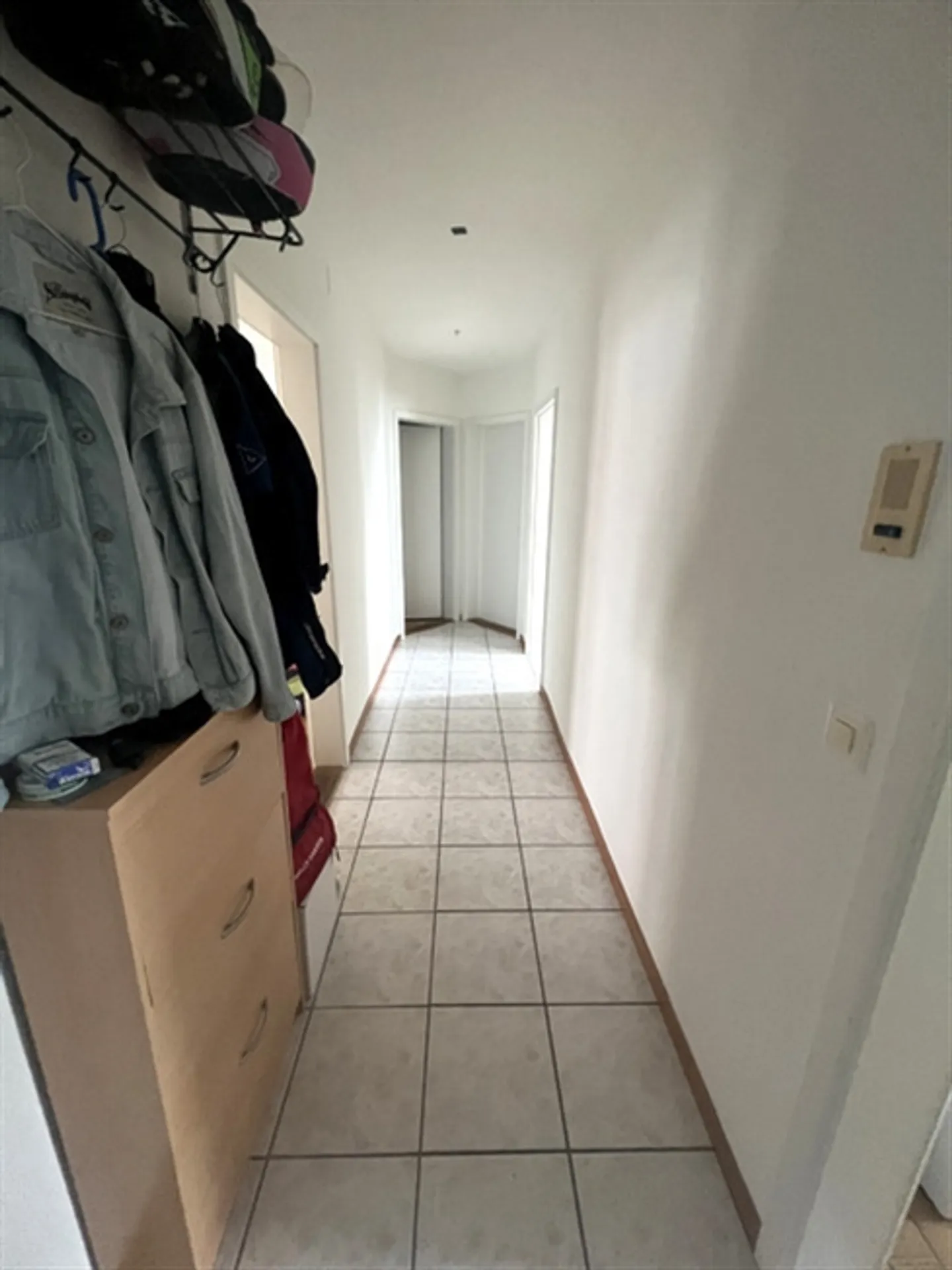 3½ ROOM APARTMENT IN ZURICH - DISTRICT 4 AUSSERSIHL, FURNISHED, TEMPORARY - Photo 2 of 8