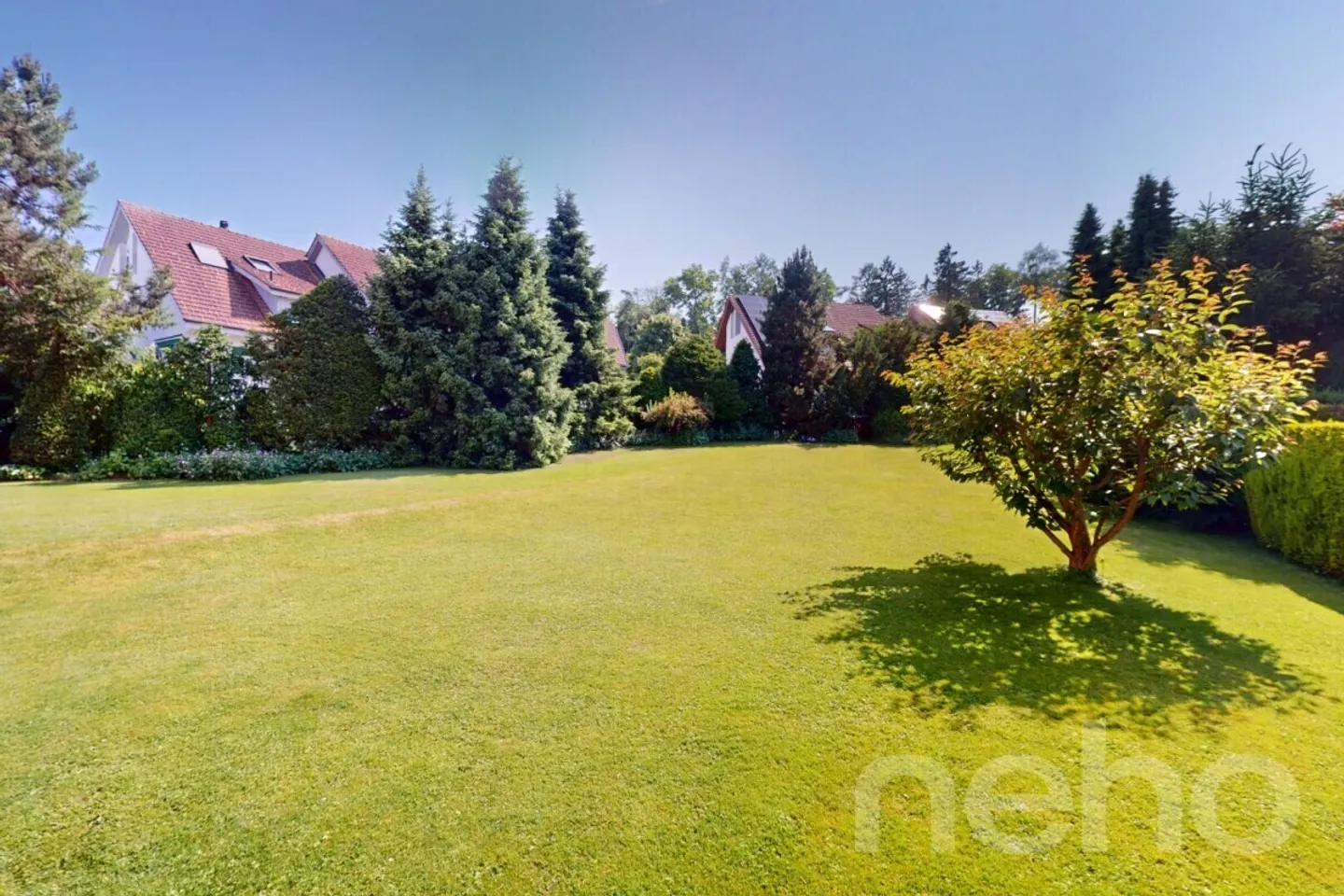 Spazio, pace e giardino? Casa bifamiliare esclusiva per il benessere - Foto 4 di 11