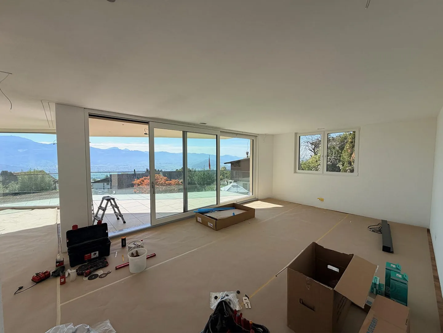 Tolle Weit- und Seesicht. Hochwertiger Innenausbau - Foto 5 di 18