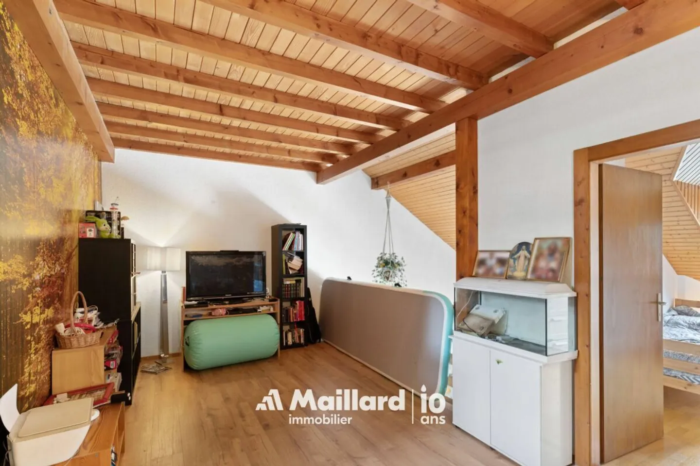 «Valeyres-sous-Montagny - Hervorragendes 5,5-Zimmer-Duplex, das Charme und große Räume kombiniert» - Foto 6 von 14