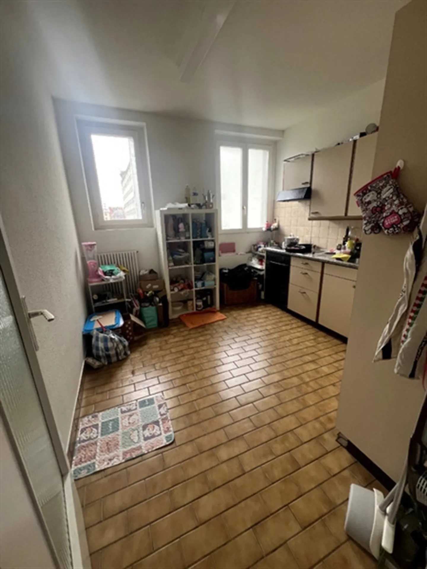 3½ ROOM APARTMENT IN ZURICH - DISTRICT 4 AUSSERSIHL, FURNISHED, TEMPORARY - Photo 4 of 8