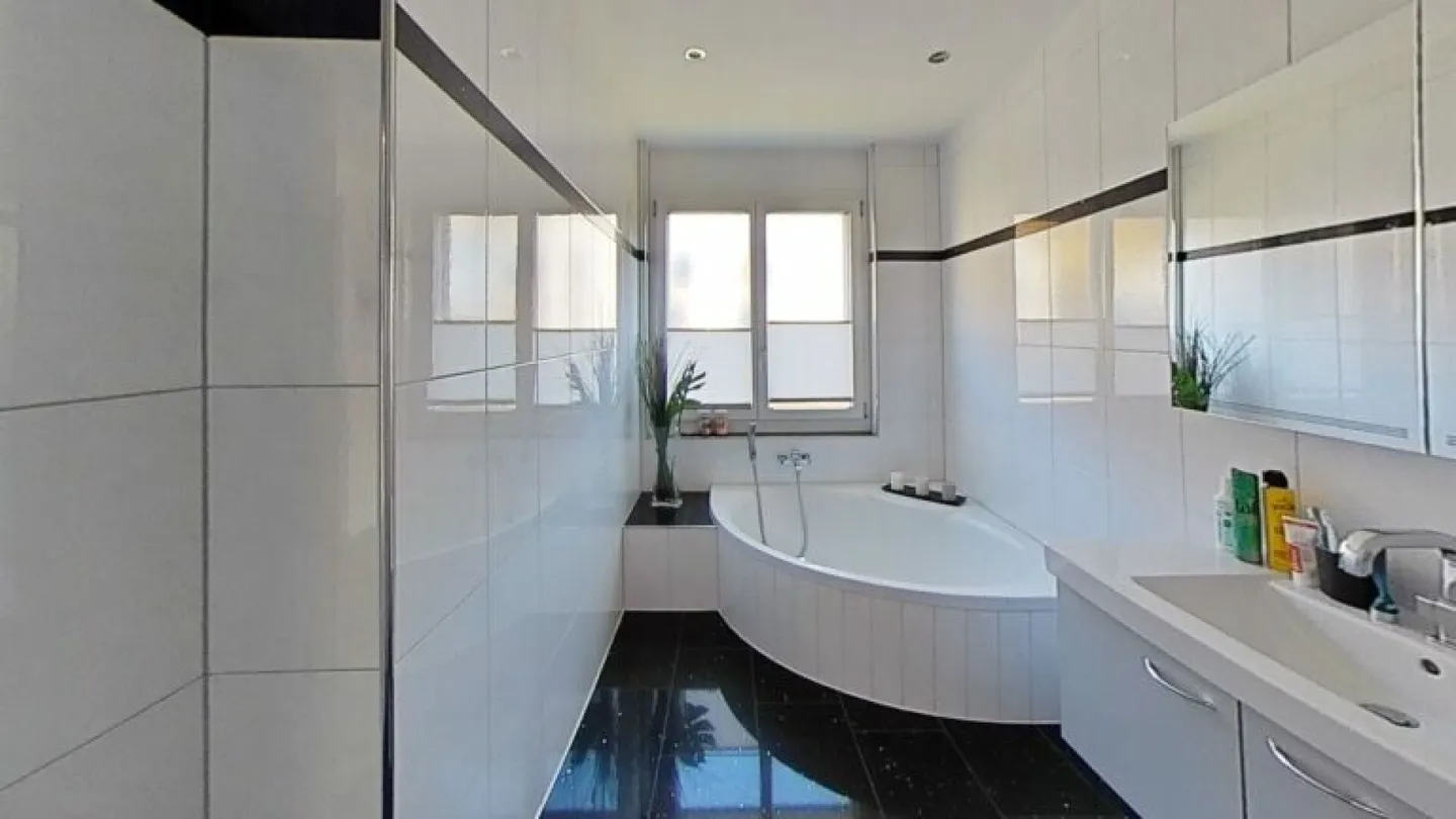 5.5 Room Condominium in Würenlingen - Photo 9 of 16