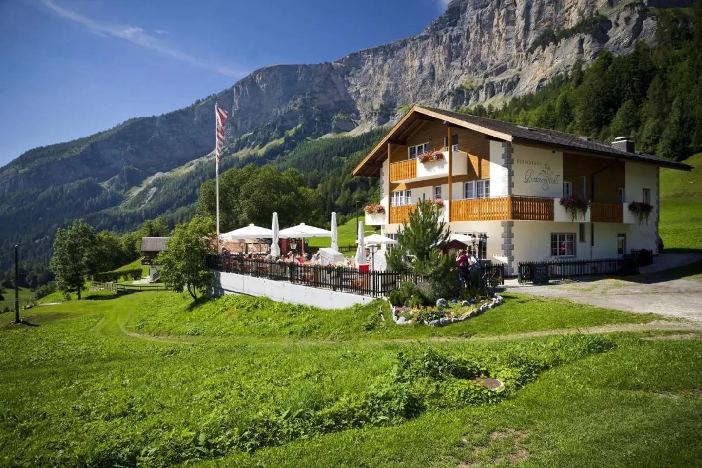 Hotel for sale - Photo 1 of 10