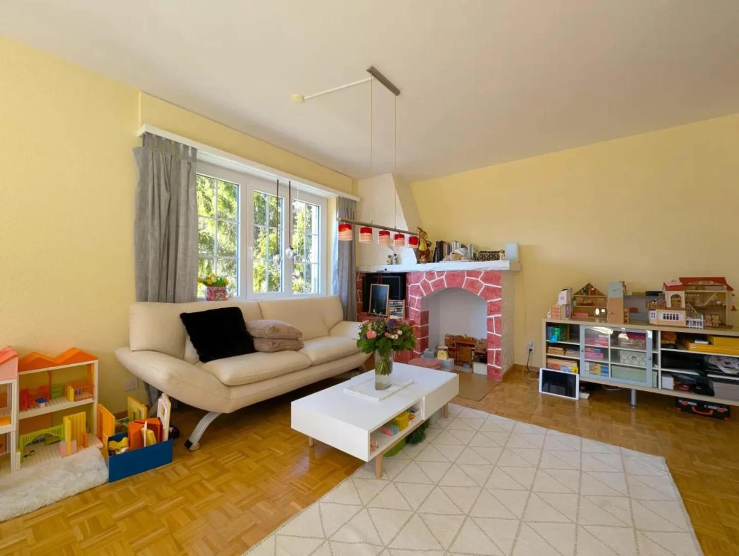 Hotel for sale - Photo 9 of 10