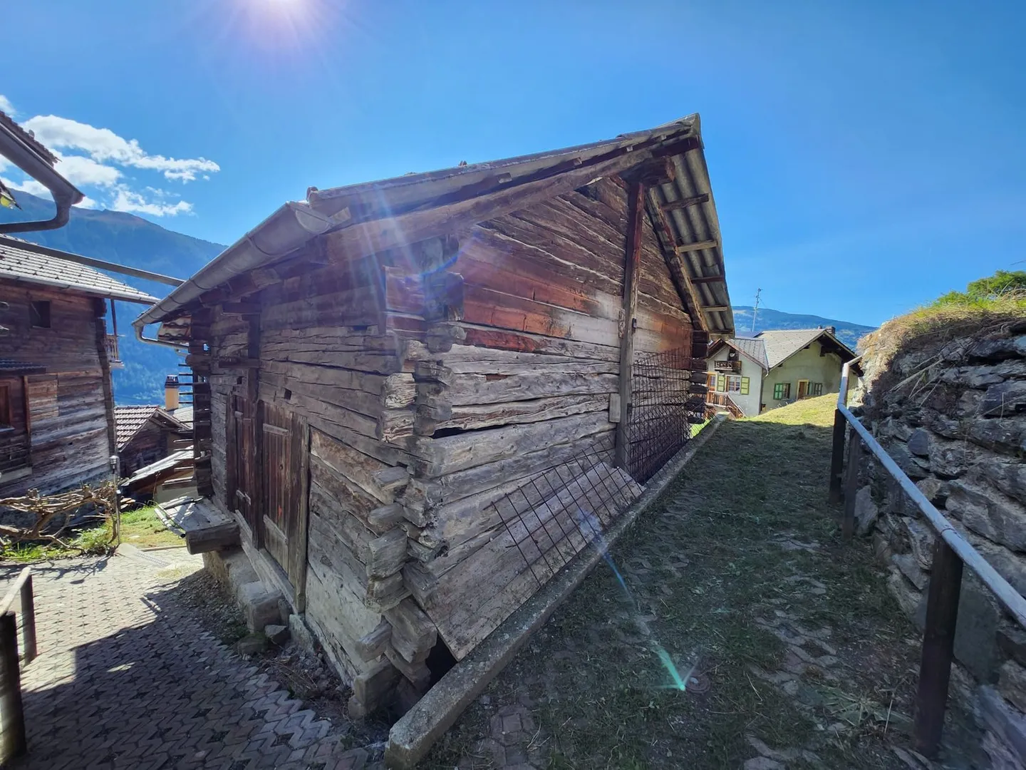 Granges adjacentes à rénover, St-Martin, Val d'Hérens - Photo 6 sur 7