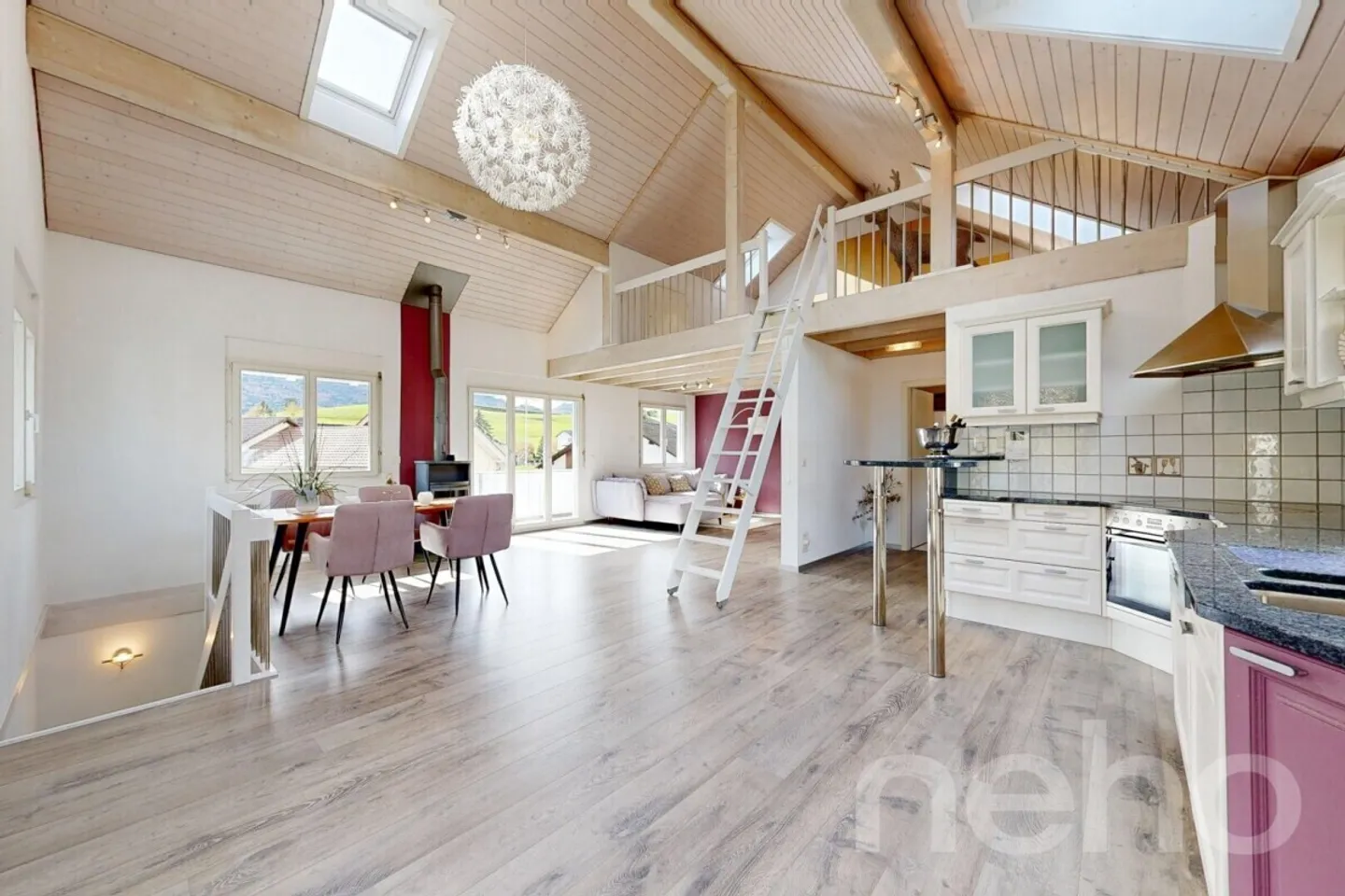 Bauernhaus mit angrenzendem Einfamilienhaus und viel Bauland inkl. - Foto 4 von 12