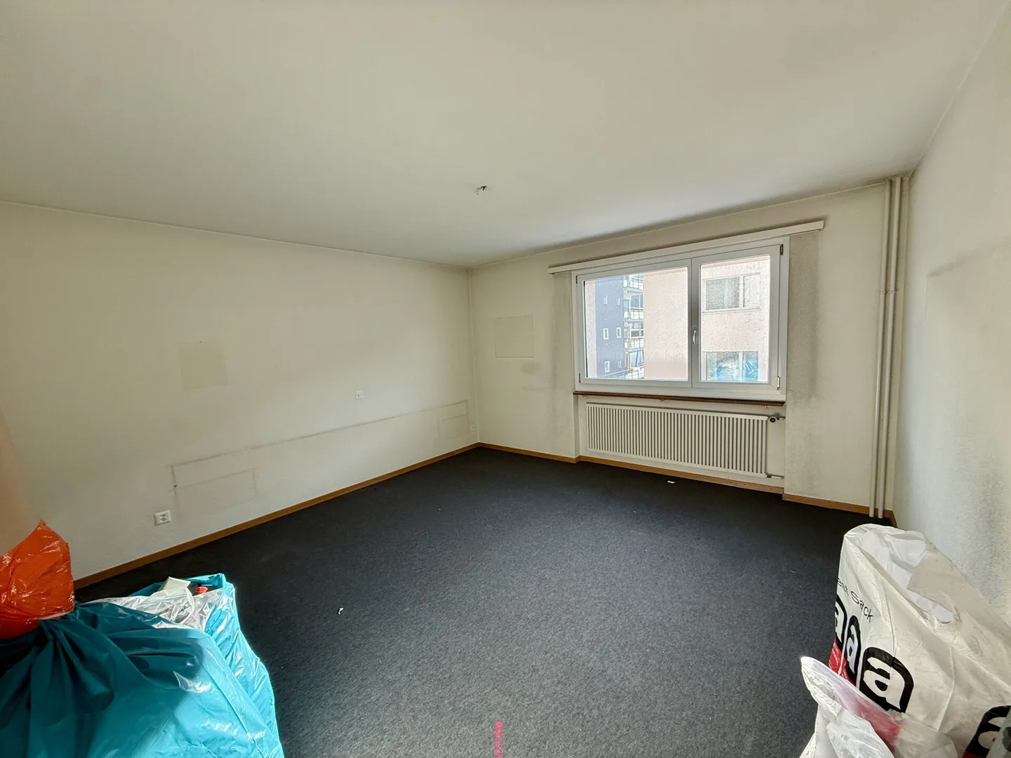 Great and renovated 4.5-room apartment for long-term rent - Photo 3 of 6