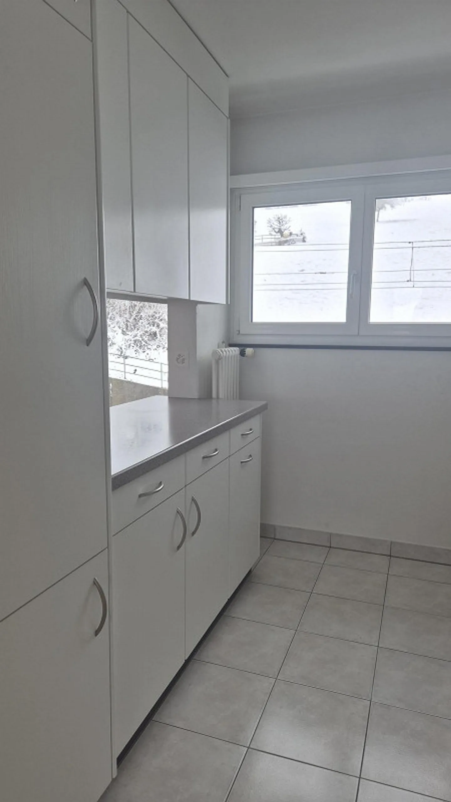 Well-maintained 2.5-room apartment with sunny balcony - Photo 3 of 14