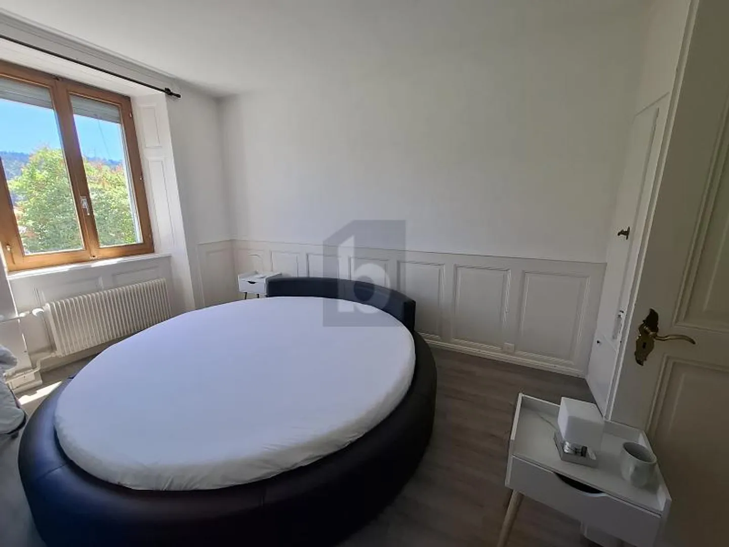 Bright Apartment with Garden - Photo 5 of 6