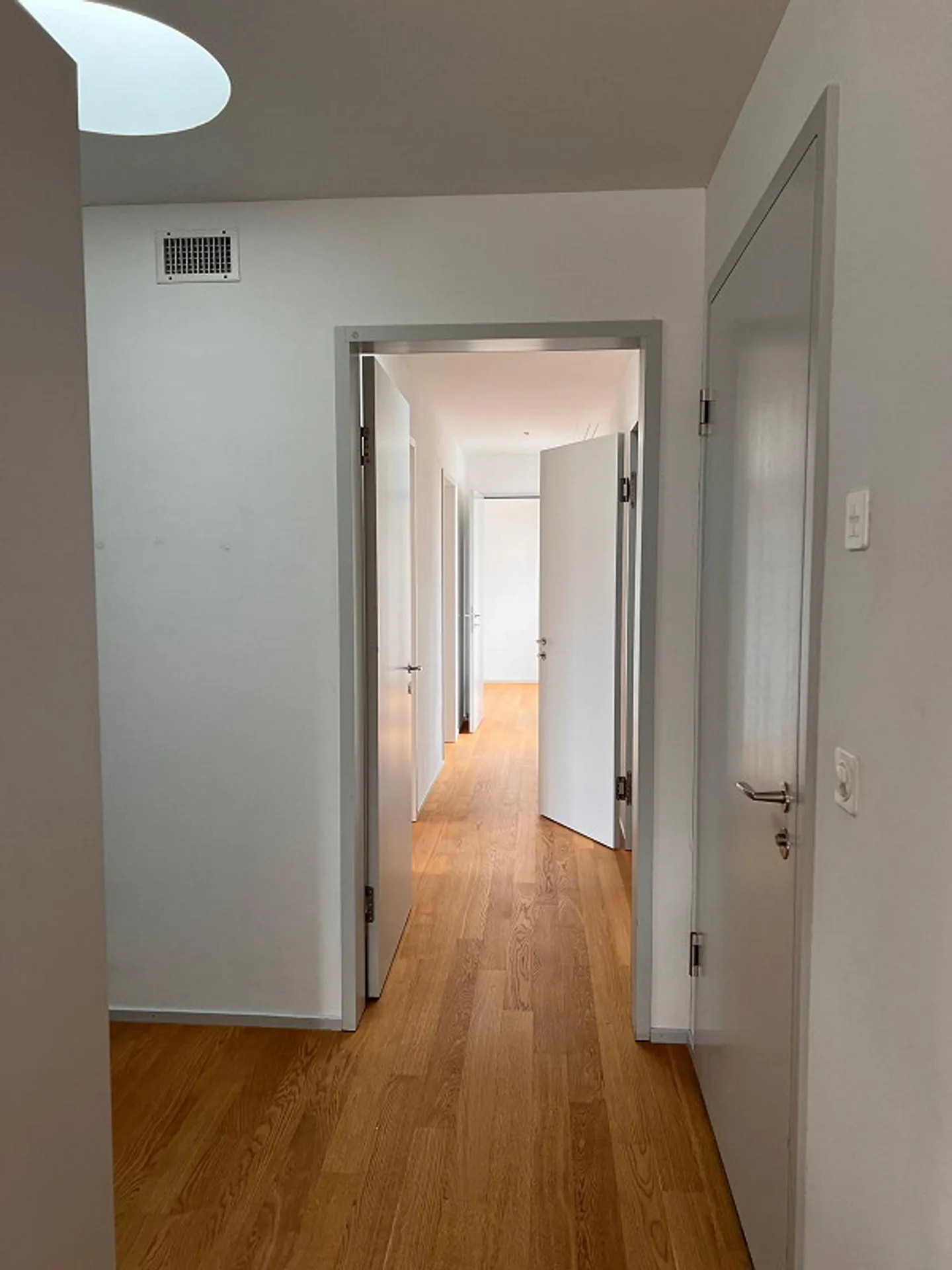Modernes Apartment in Thun - Foto 6 von 9