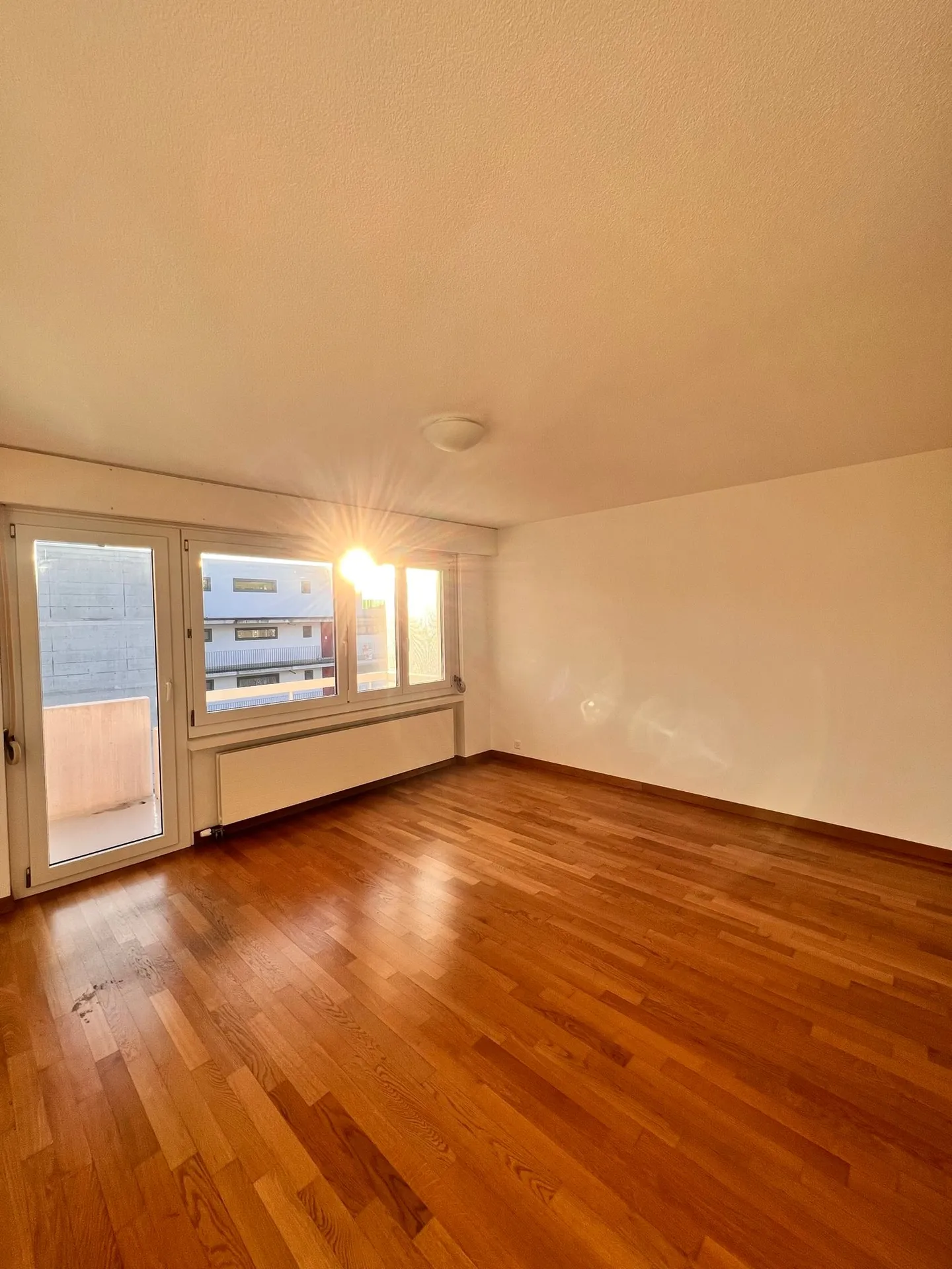 Charmante Wohnung mit Balkon - Foto 4 von 10