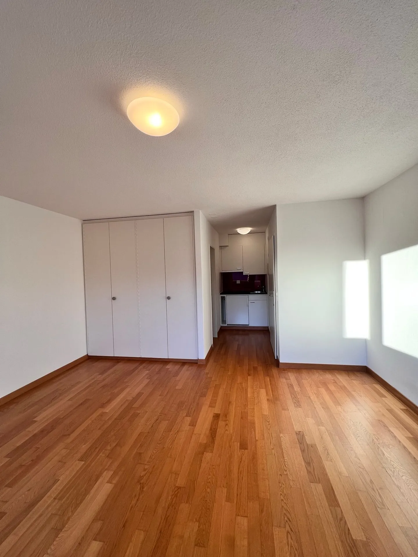 Charmante Wohnung mit Balkon - Foto 5 von 10