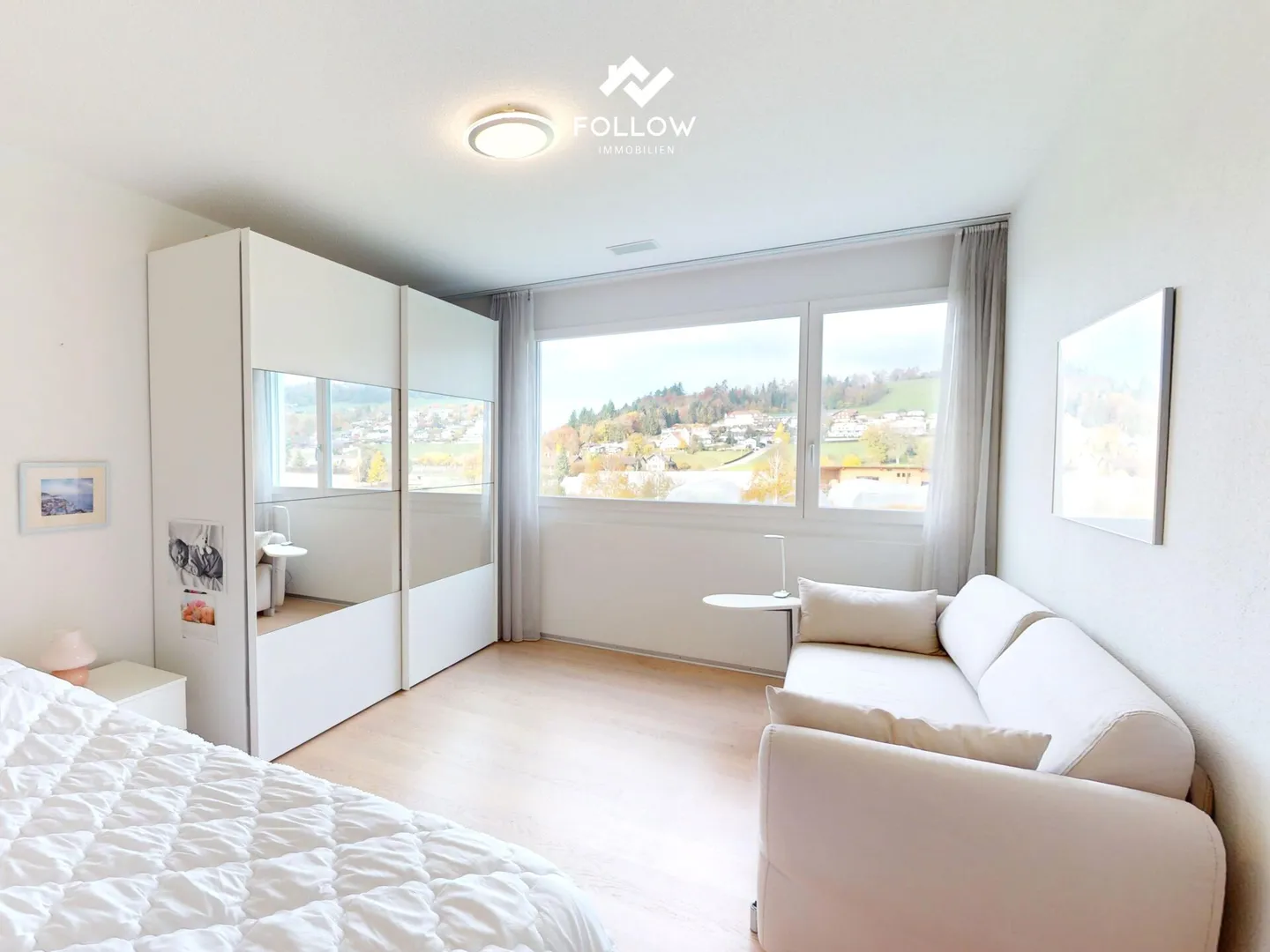 Modern and well-kept condominium with large covered terrace and parking space in Steffisburg - Photo 4 of 12