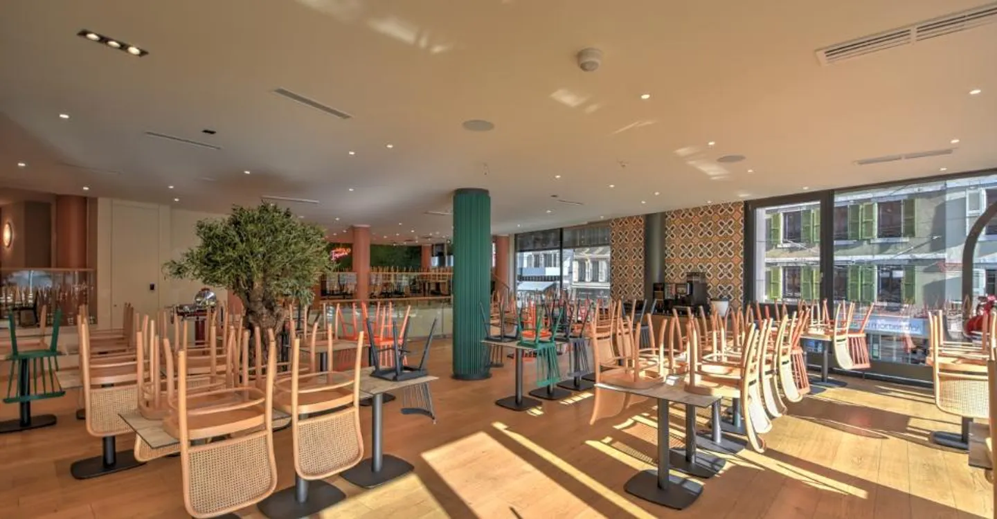 ZU VERMIETEN – SCHLÜSSELFERTIGES RESTAURANT IM HERZEN VON GENF - Foto 2 von 3