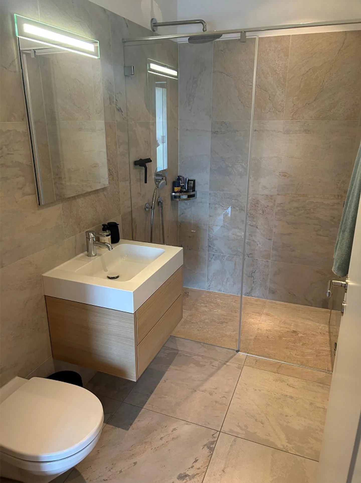 High-quality 3.5-room apartment, 117m2, in Zug / Investment property / Office - Photo 7 of 12