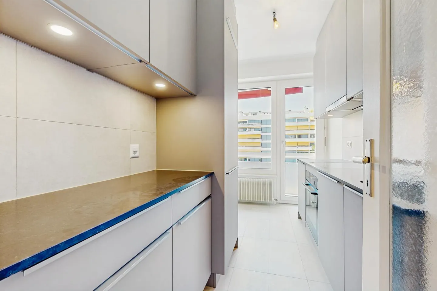 6-Zimmer-Wohnung - Foto 3 von 6