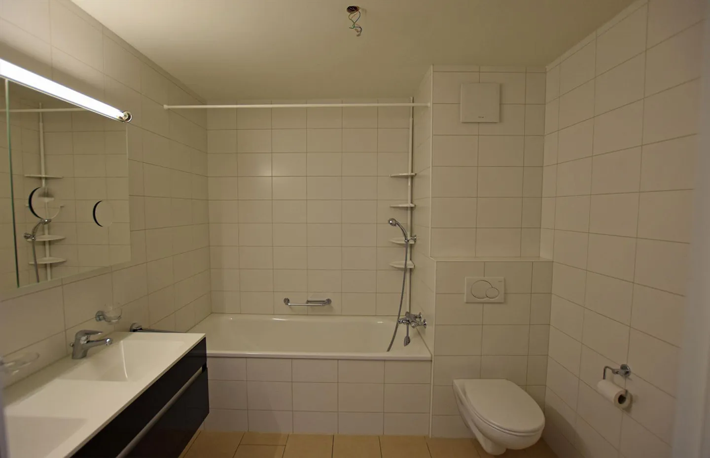 lichtdurchflutete, moderne Wohnung an toller Lage in Thun - Photo 9 sur 12