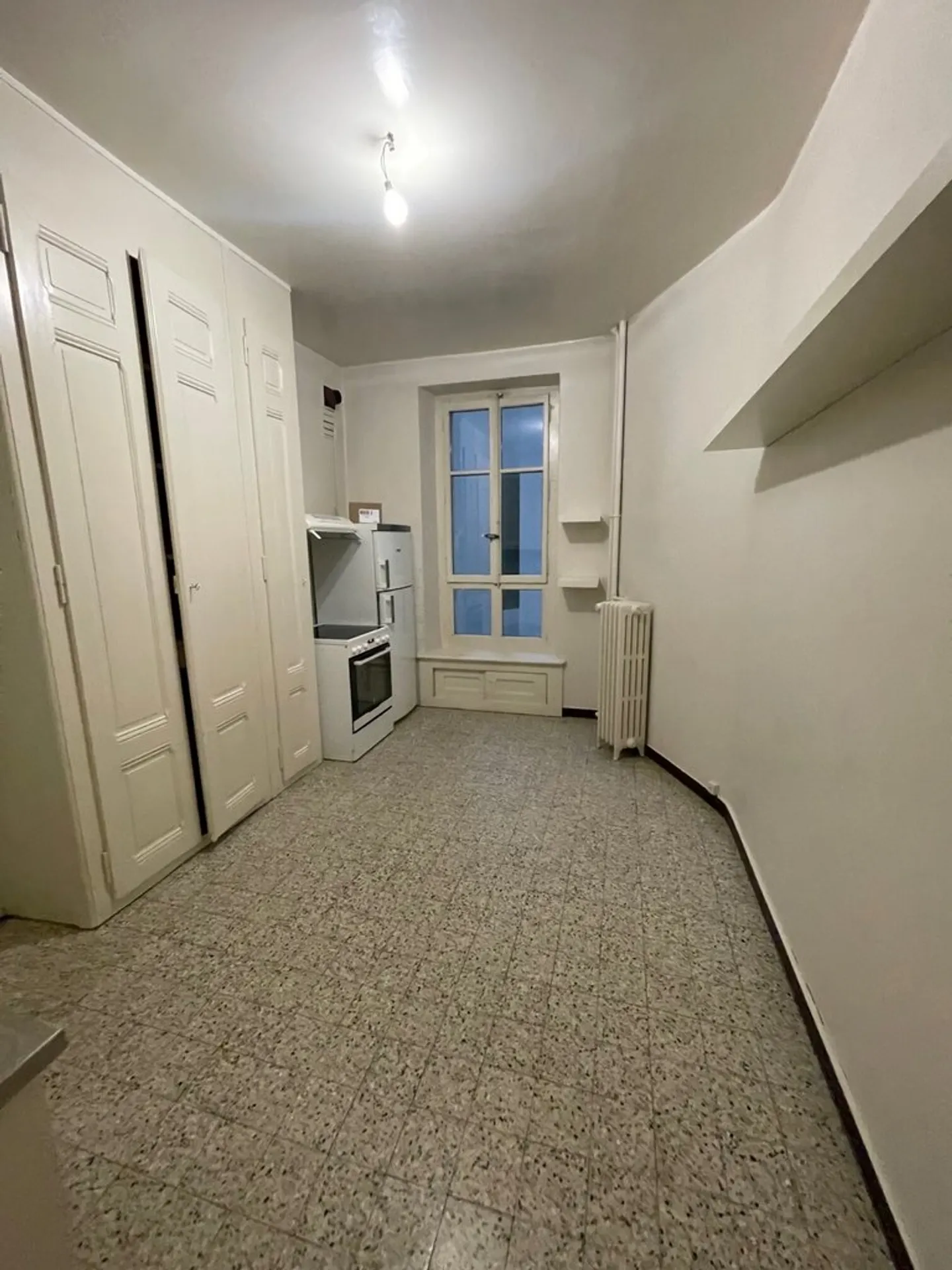 Charming 3-Room Apartment - Photo 4 of 4