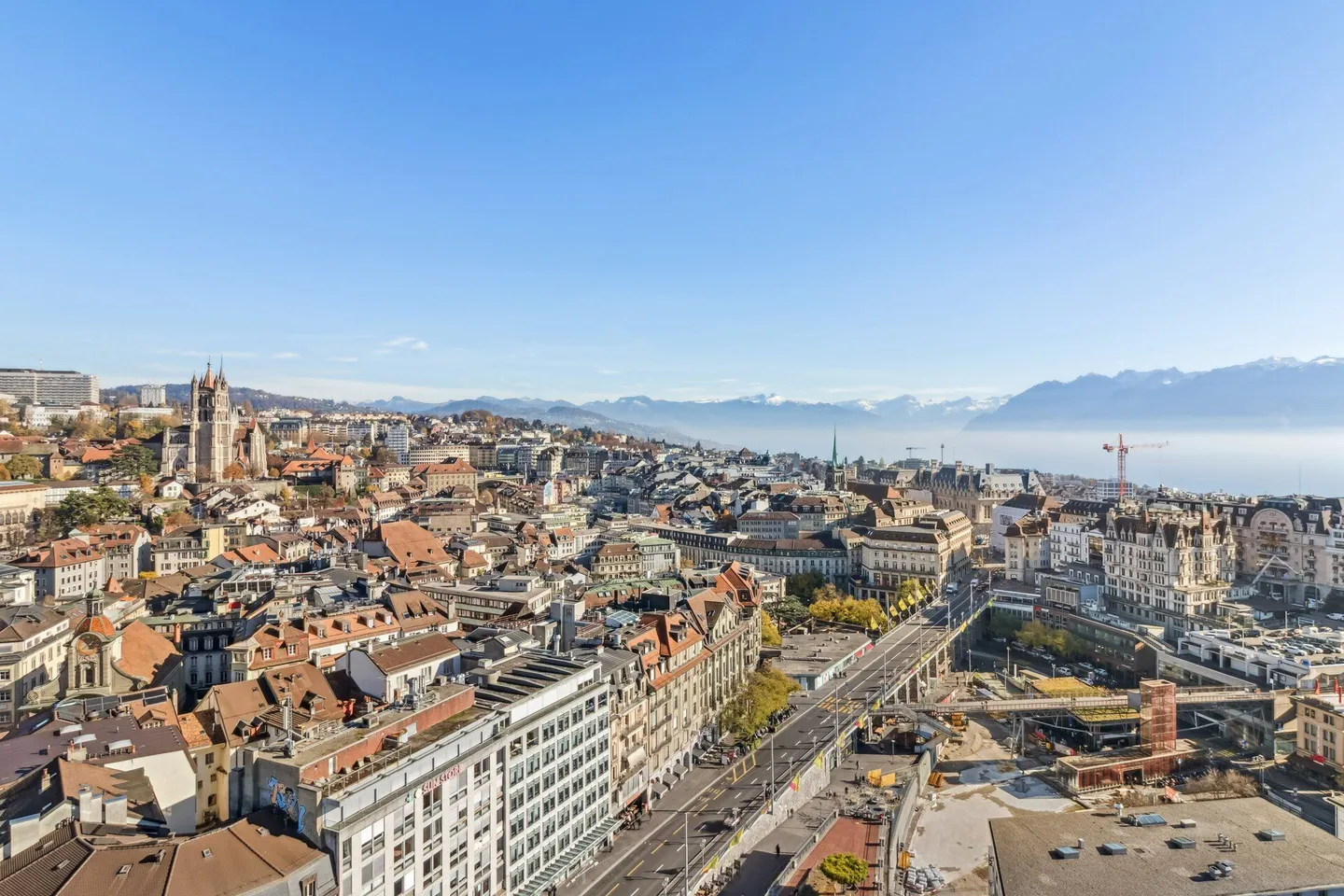 Vivere in cima alla Torre Bel-Air - Foto 17 di 19