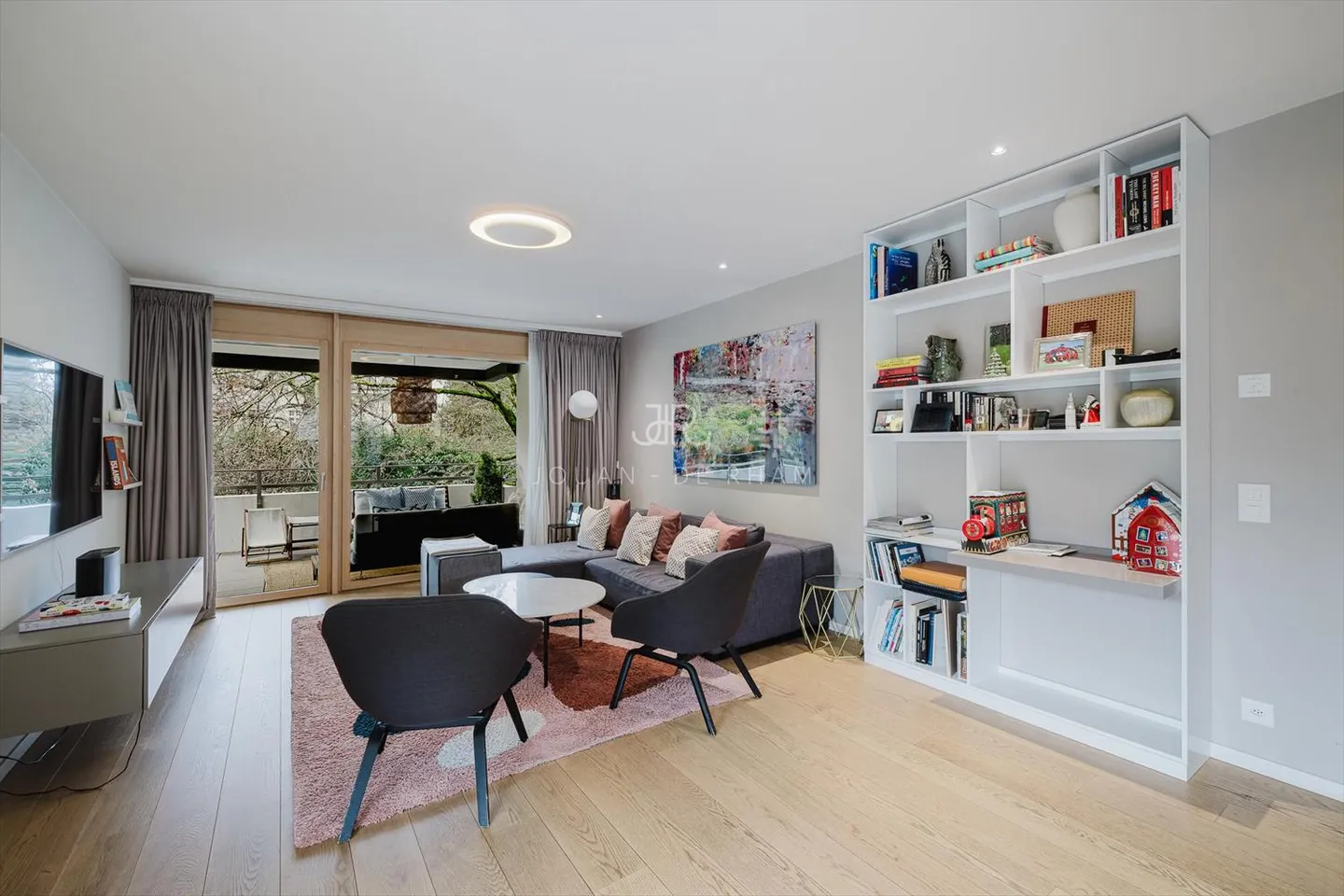 Superbo appartamento di 5 stanze con terrazza a spiovente - Foto 5 di 13