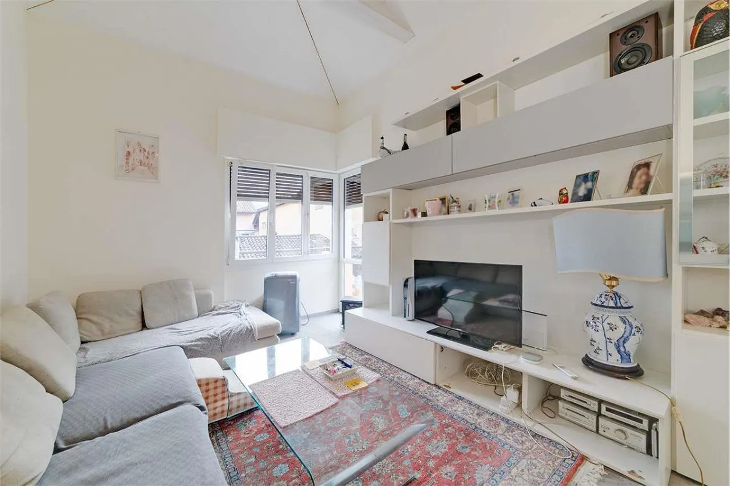 Palazzina Indipendente Vicino al Lago - Foto 2 di 13