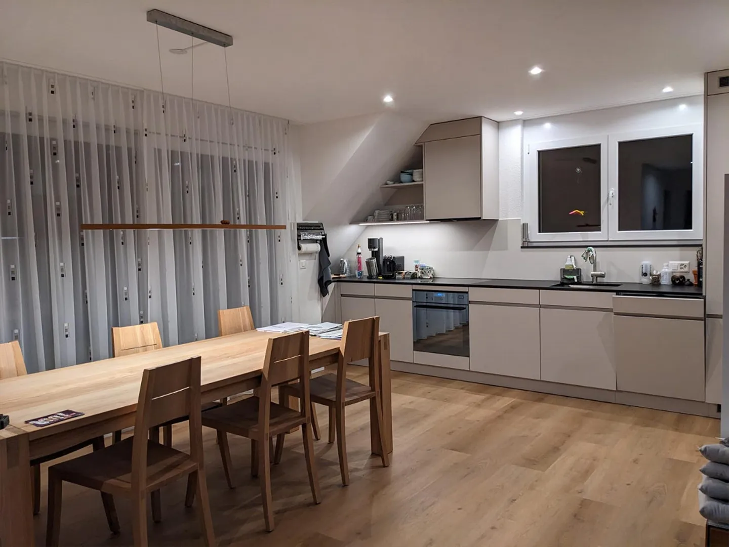 Moderno appartamento di 2,5 stanze in mansarda - Foto 4 di 10