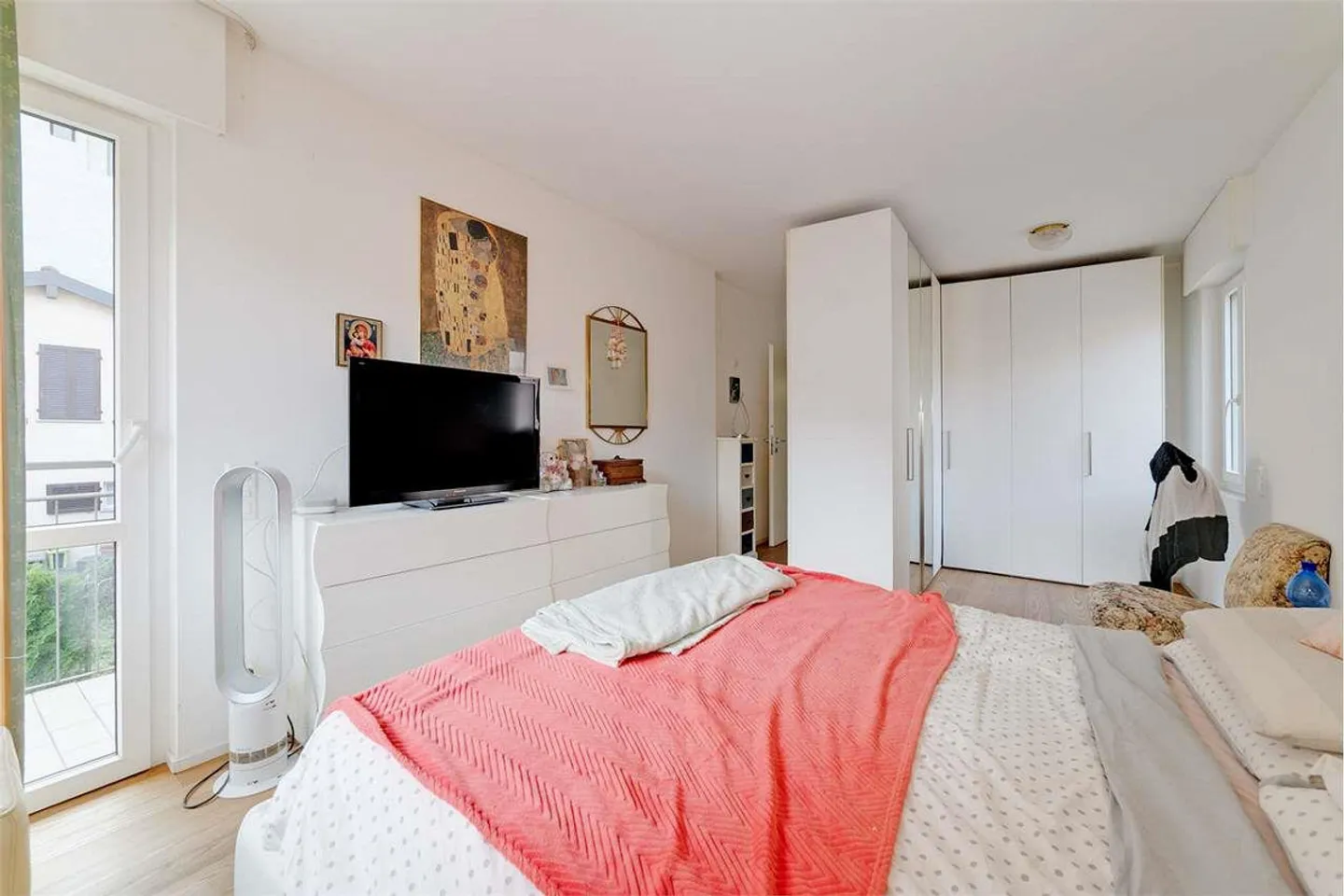 Palazzina Indipendente Vicino al Lago - Foto 9 di 13