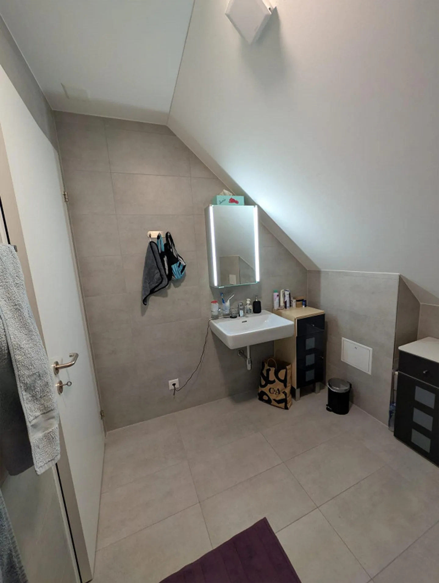 Moderno appartamento di 2,5 stanze in mansarda - Foto 8 di 10