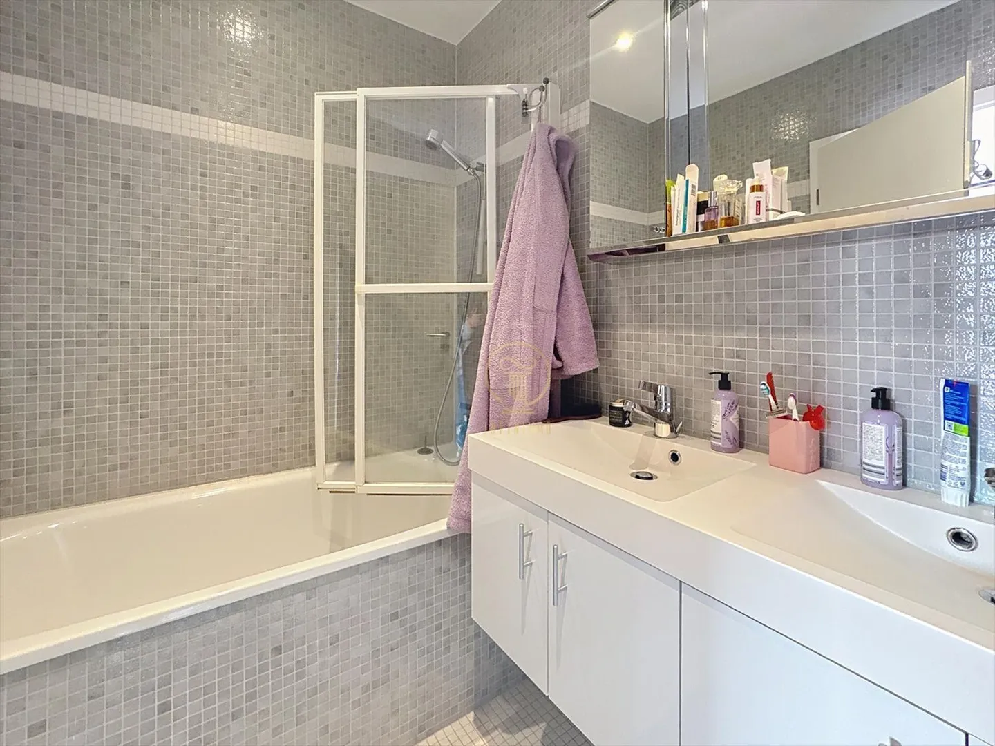 MONT-SUR-ROLLE - House for Rent - Photo 12 of 13