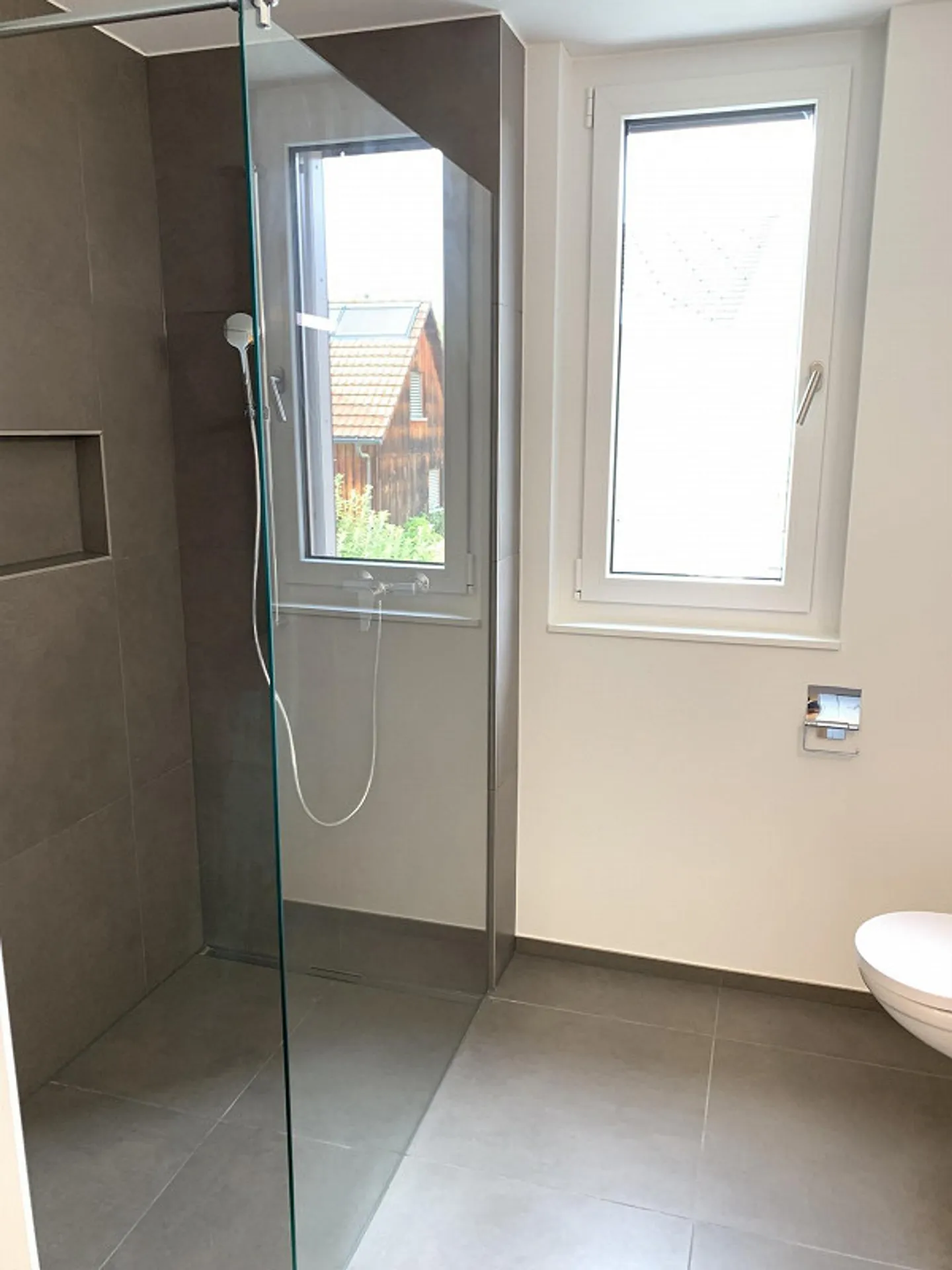 Newly Built 4.5-Room Apartment - Photo 5 of 11