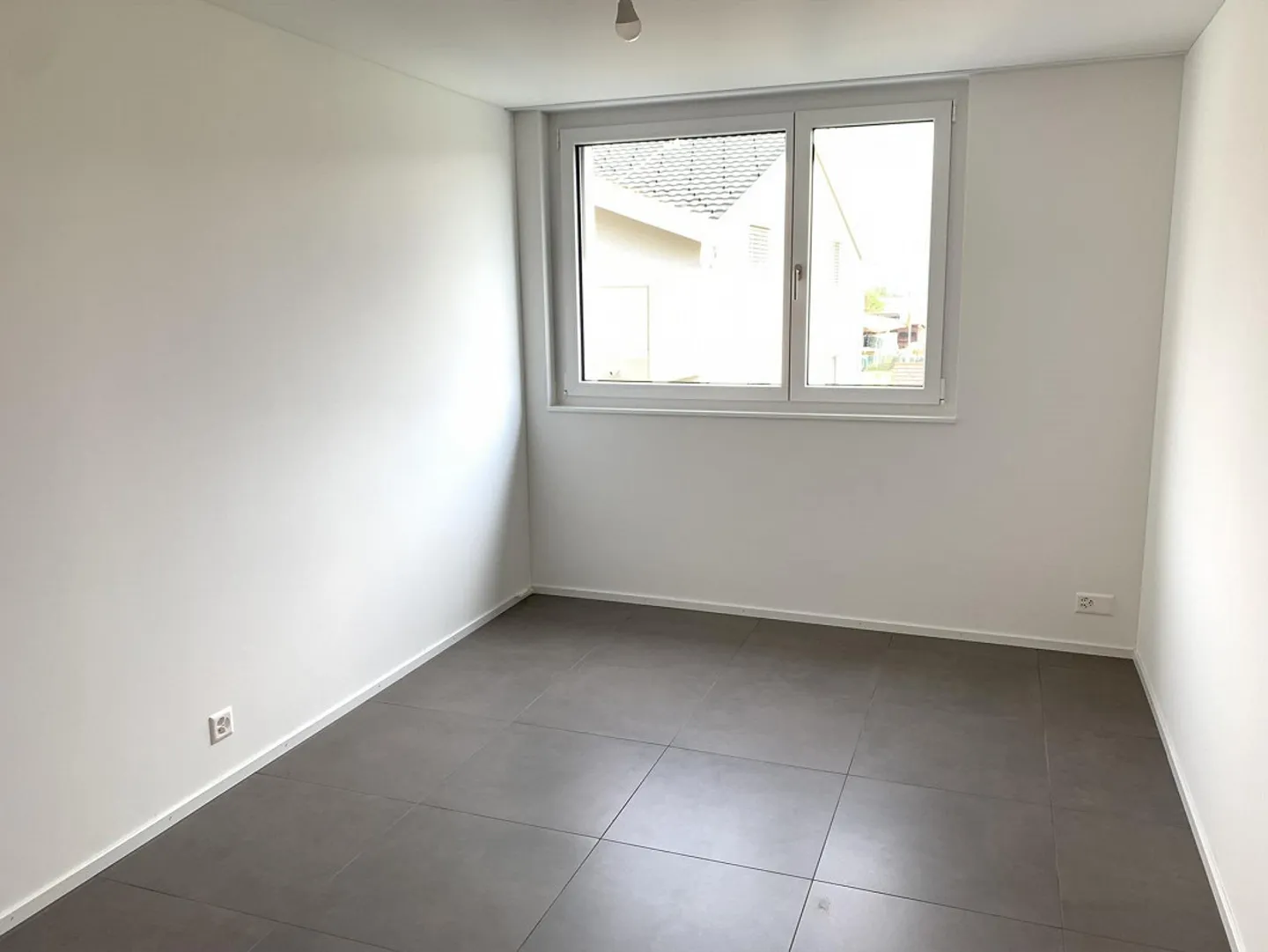 Newly Built 4.5-Room Apartment - Photo 7 of 11