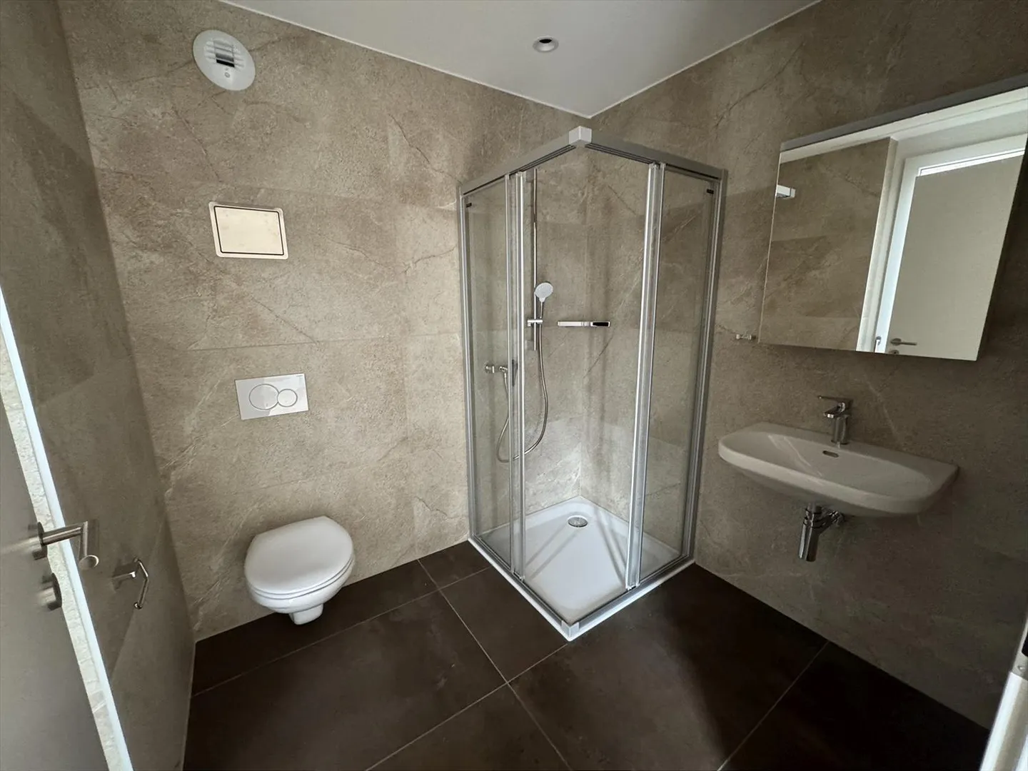 05618 - Appart. 4½ Räume - IMP. CHAMP-RIOND 10 - MATRAN - Foto 11 von 12