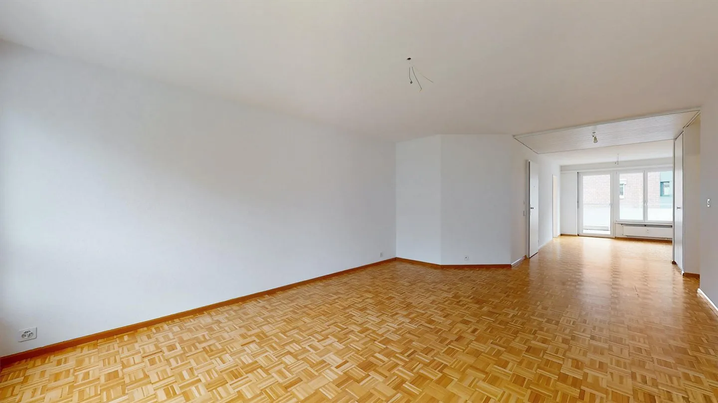 Family-friendly living - Photo 6 of 11