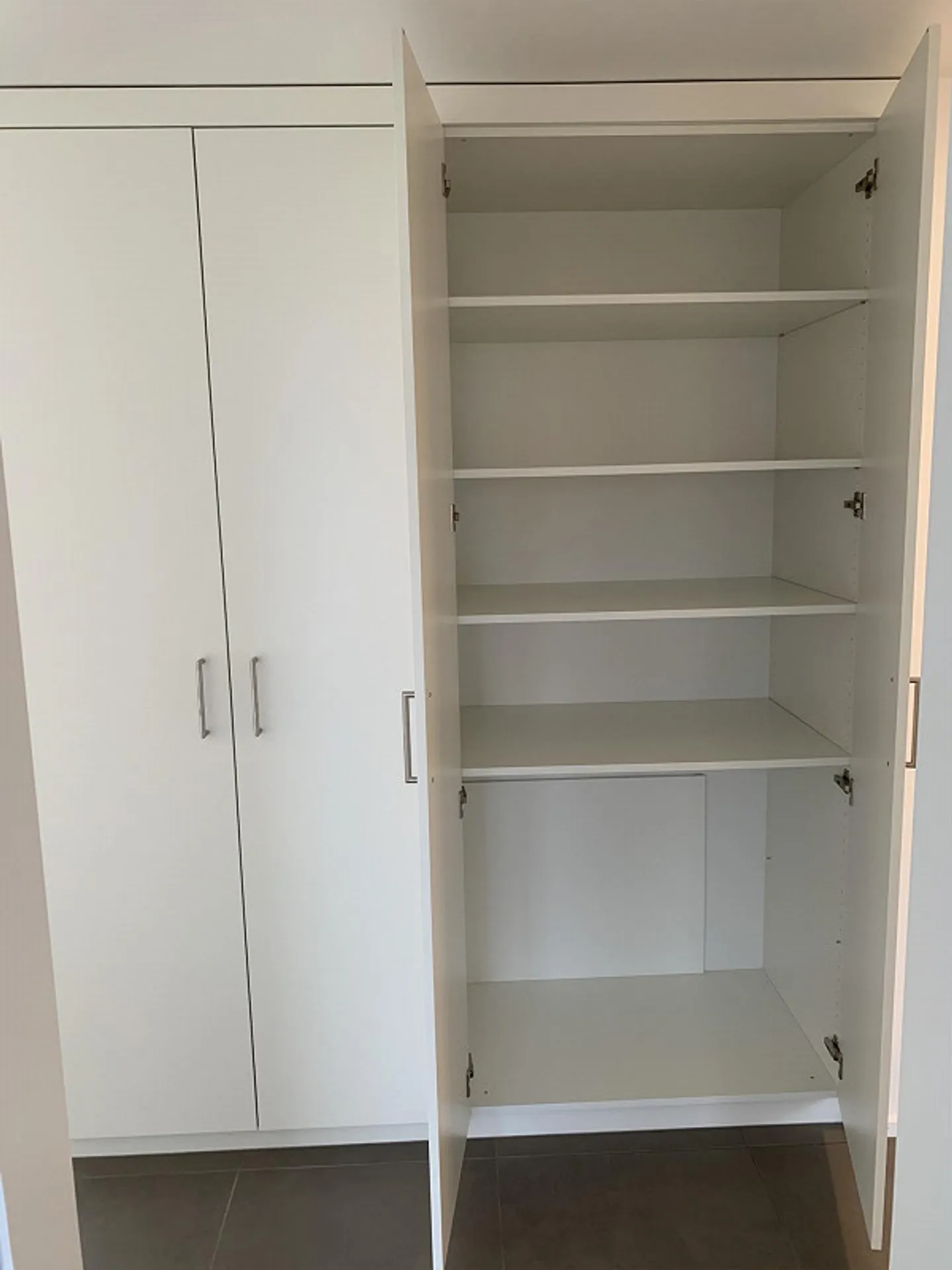 Newly Built 4.5-Room Apartment - Photo 10 of 11