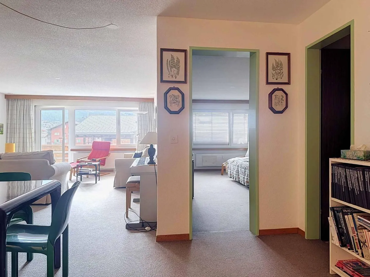 2.5-room apartment exclusive secondary residence with unobstructed view of the Matterhorn - Photo 6 of 13
