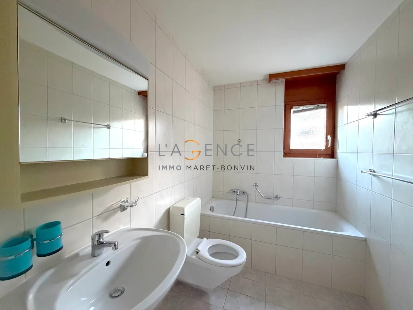 APPARTEMENT DE 3,5 PCES AVEC TERRASSE DE 40 M2 - Photo 6 sur 8