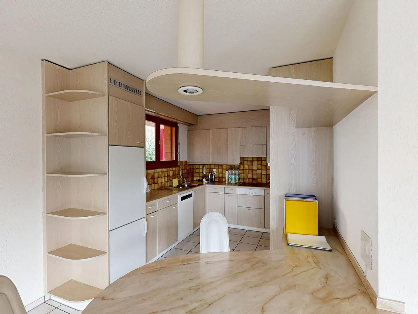 Charming 3.5-Room Apartment - Photo 5 of 14