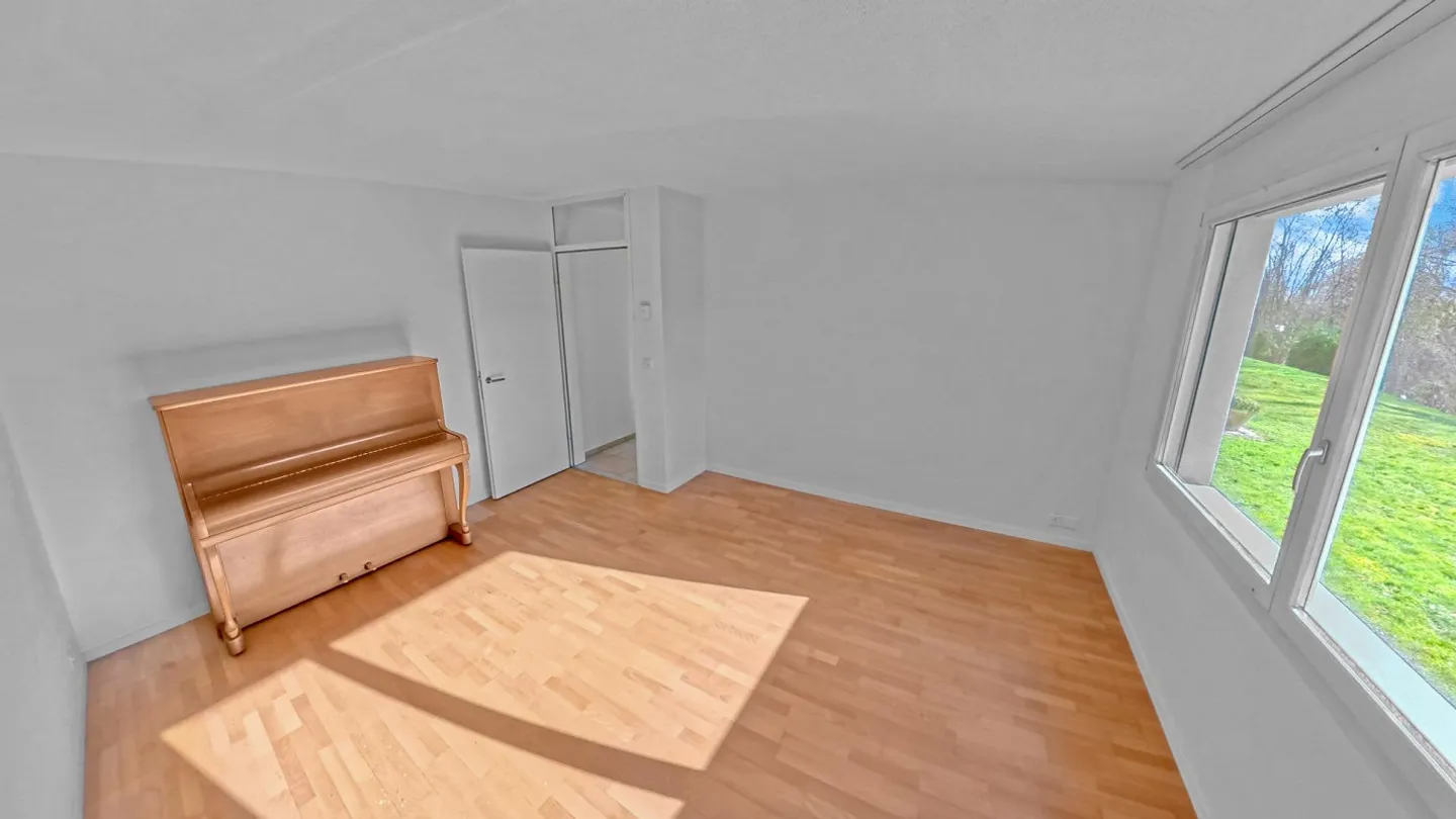 Appartamento attraente e luminoso di 4,5 stanze con giardino d'inverno e area giardino - Foto 12 di 13