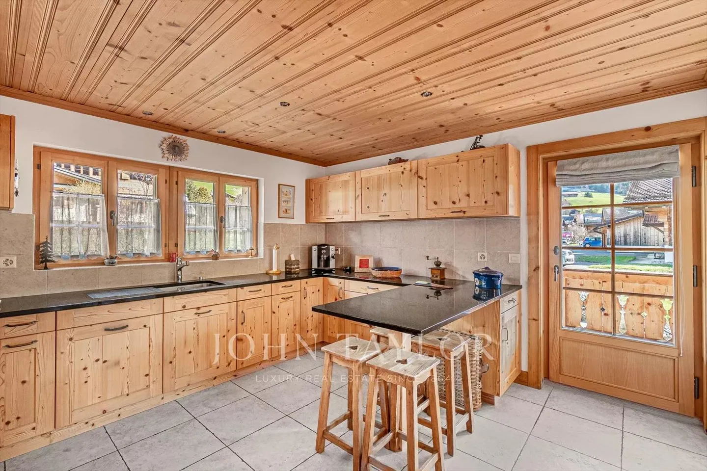 Vente - Chalet Château-d'Oex - Photo 5 sur 13