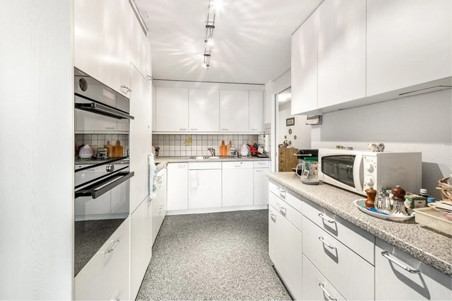 Appartement confortable de 3½ pièces - Photo 4 sur 13