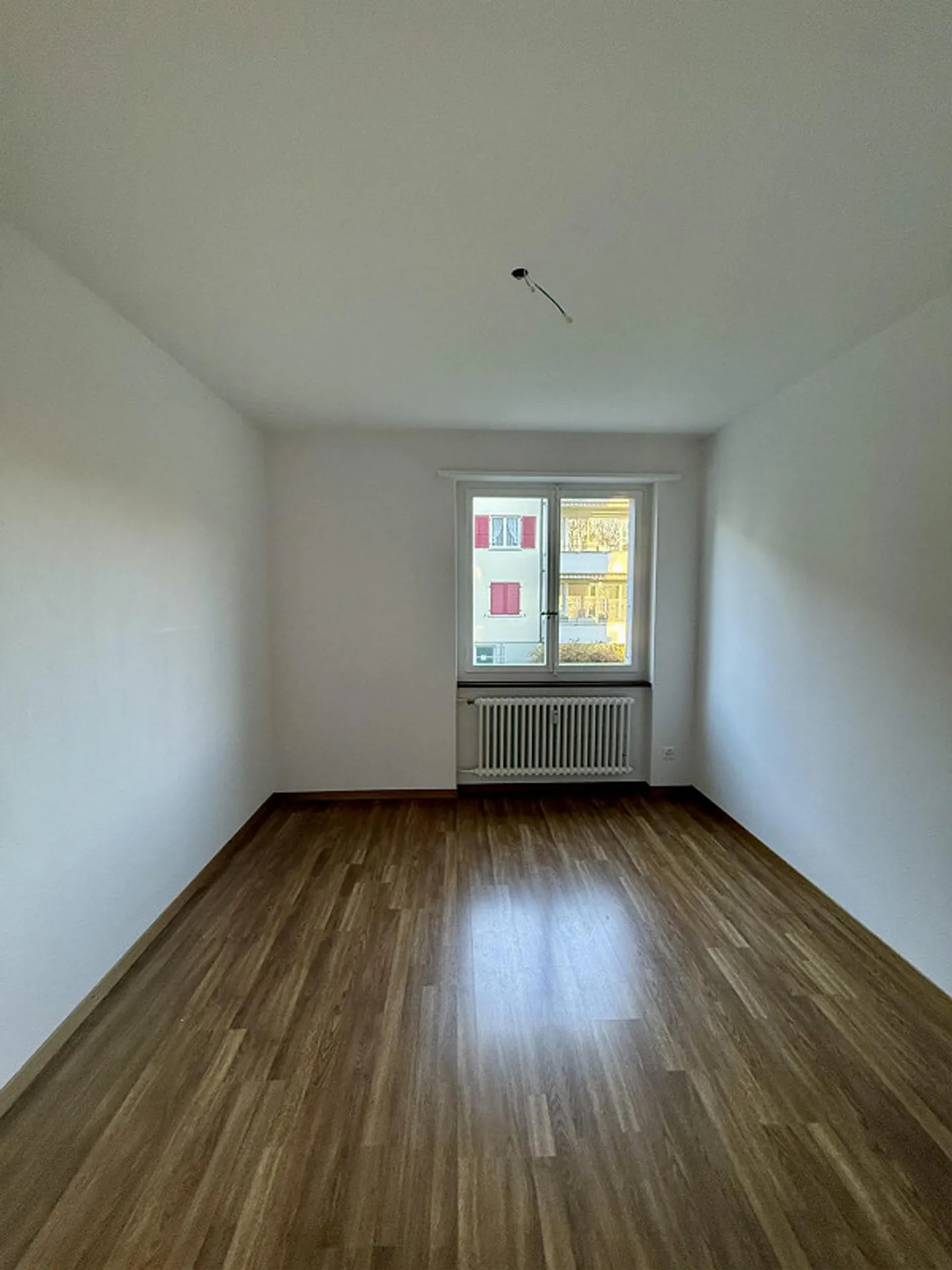 Appartamento 4.5 locali in una zona rurale ma vicino al centro - Foto 4 di 11