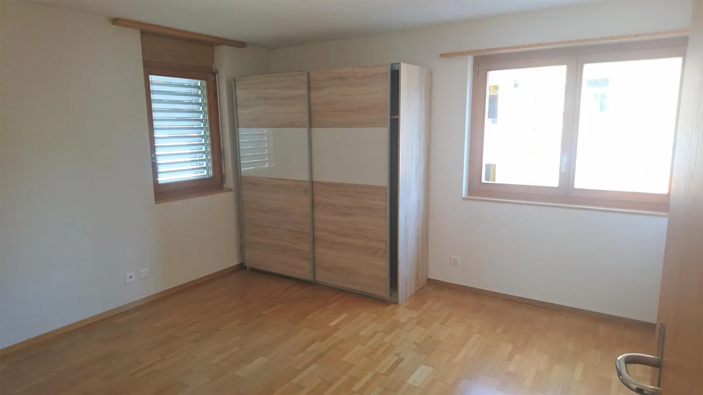 3½-Zimmer-Wohnung im 2. Obergeschoss in Meiringen - Foto 5 di 8