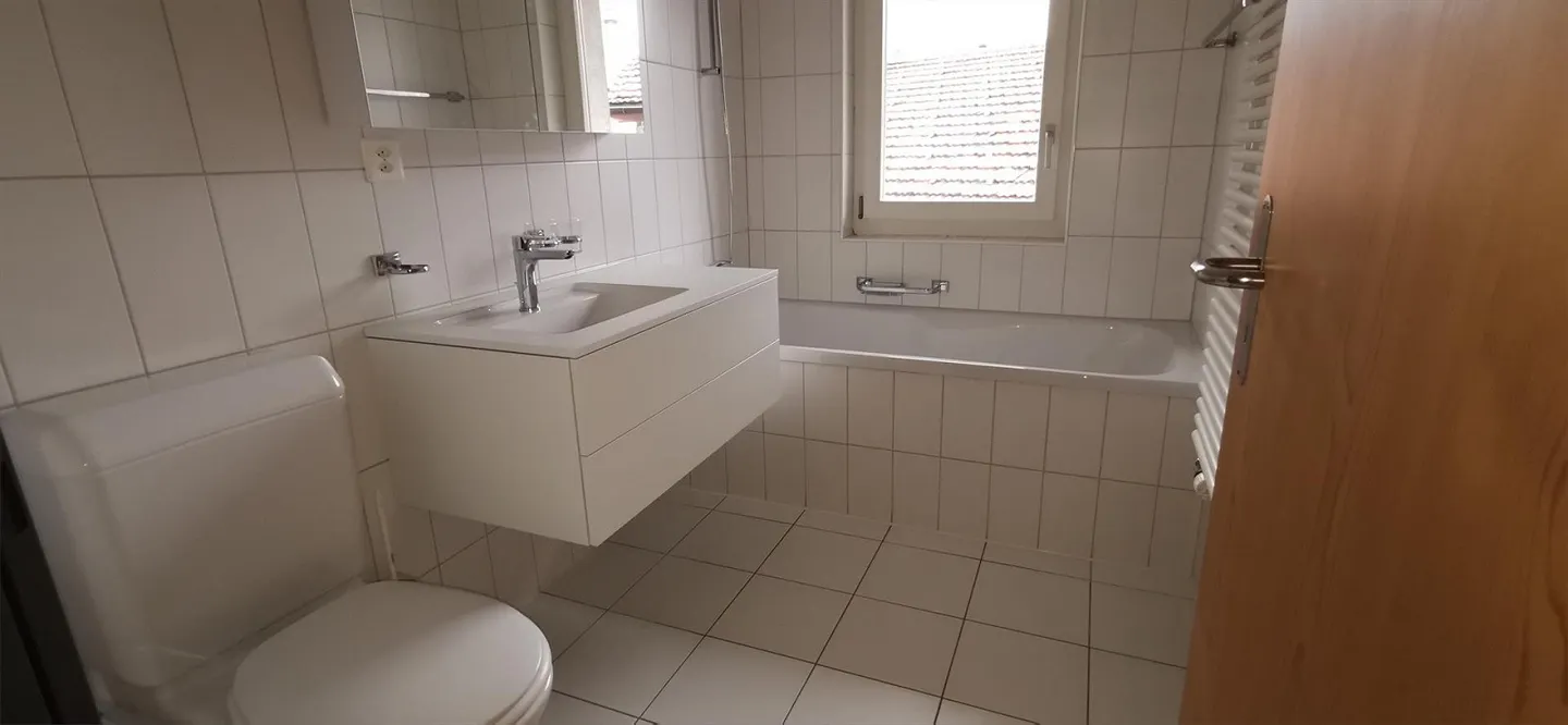 3½-Zimmer-Wohnung im 2. Obergeschoss in Meiringen - Foto 6 di 8