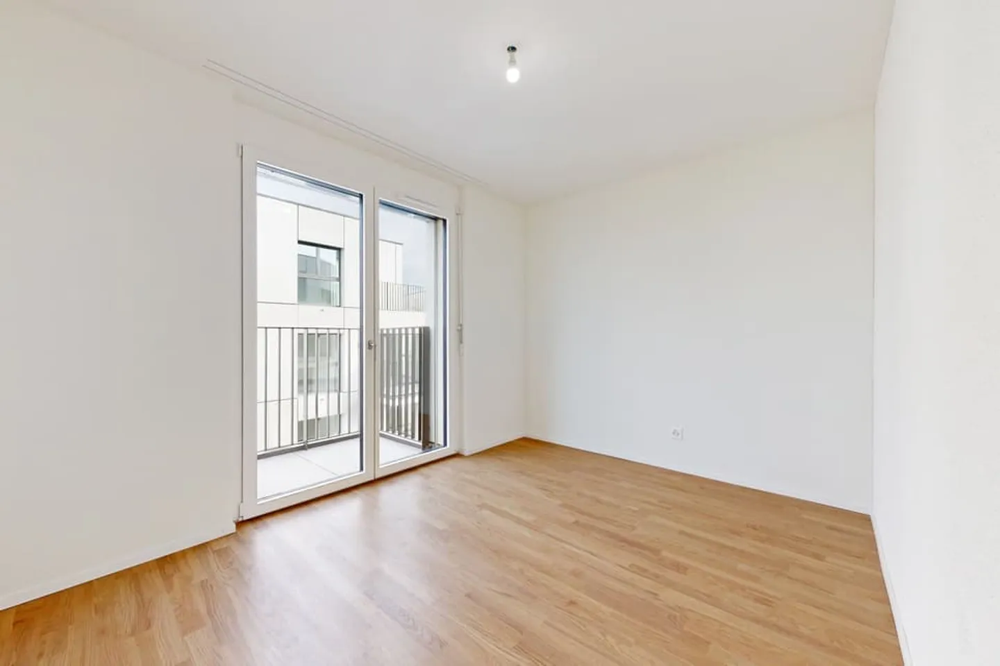 Bright 3.5 room apartment on the 1st floor - Photo 4 of 8
